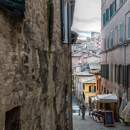 Lady Glam * سيينا